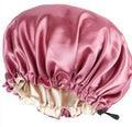 Bonnet en satin rose foncé